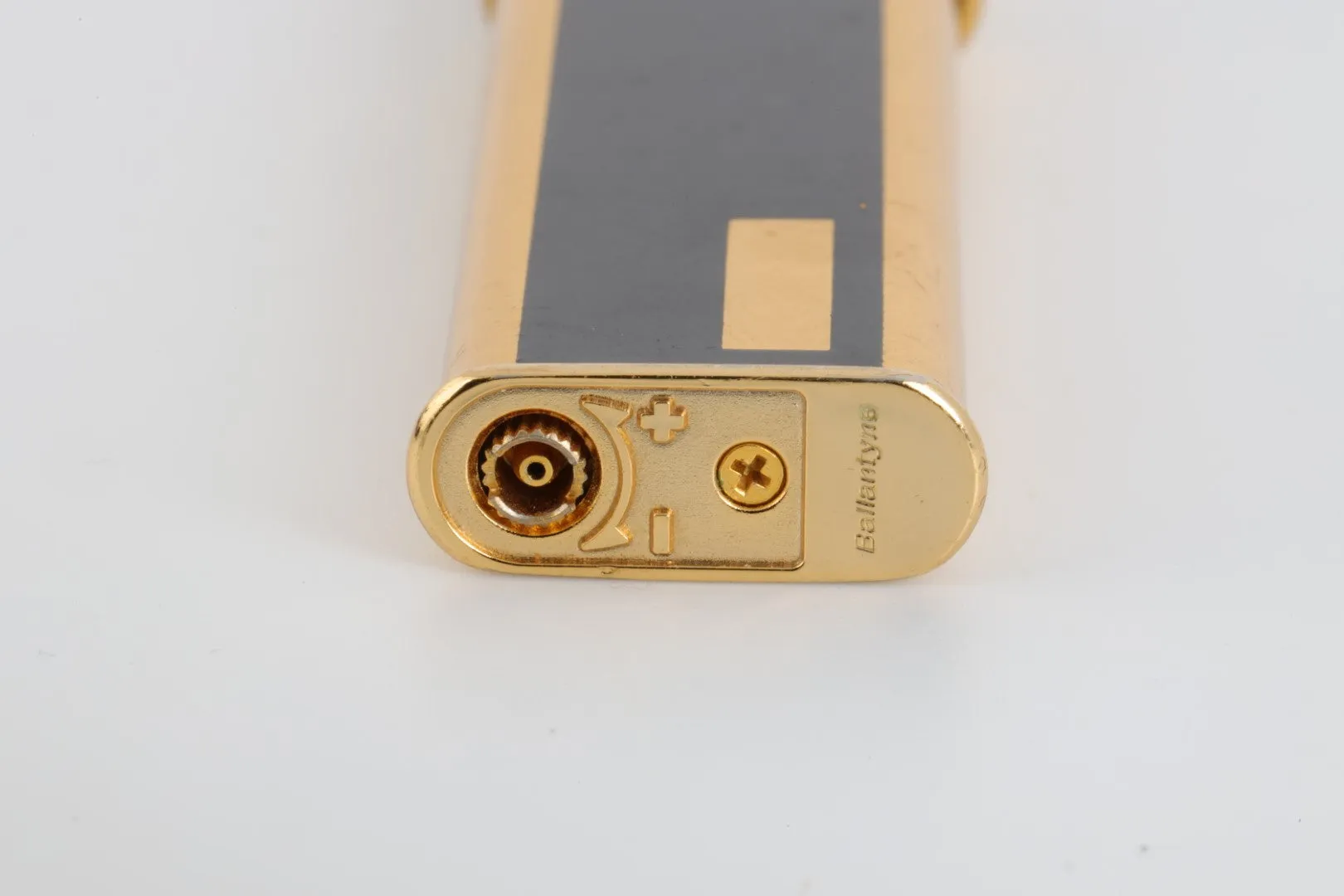 Ballantyne Black and Gold Plated Lighter (30.32g.)