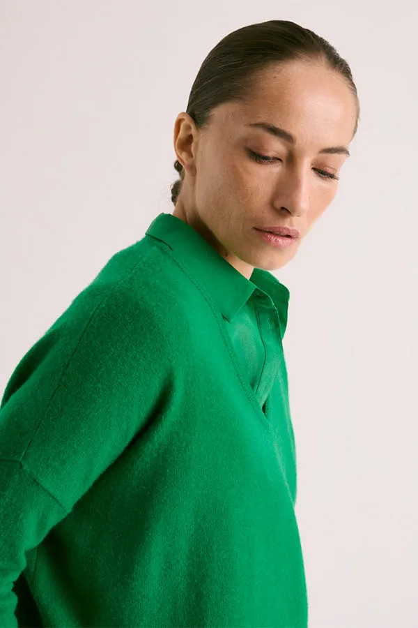 Devernois ALOLITE GREEN V-NECK CASHMERE SWEATER