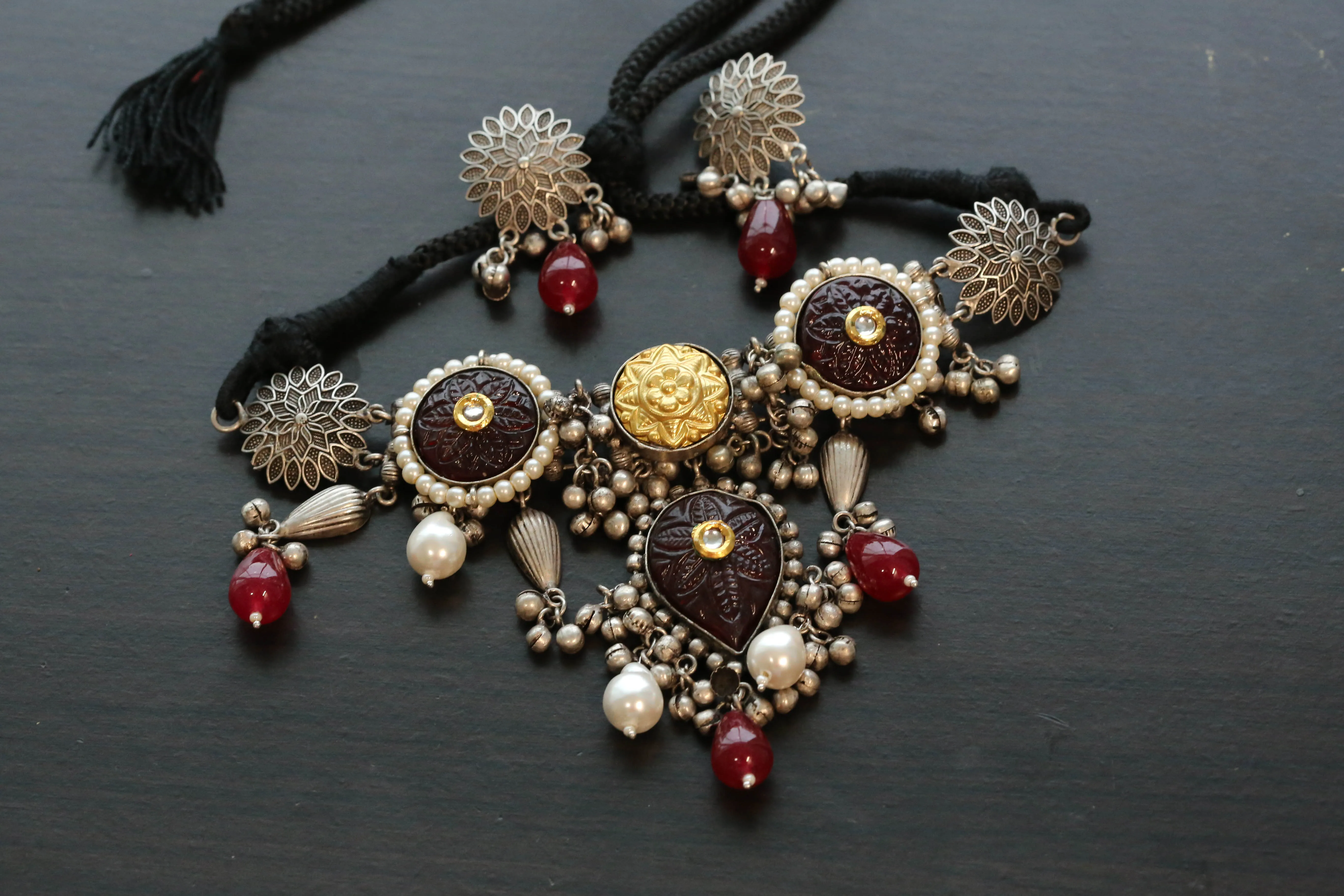 Handmade Carved Stone Kundan Necklace Set -Red