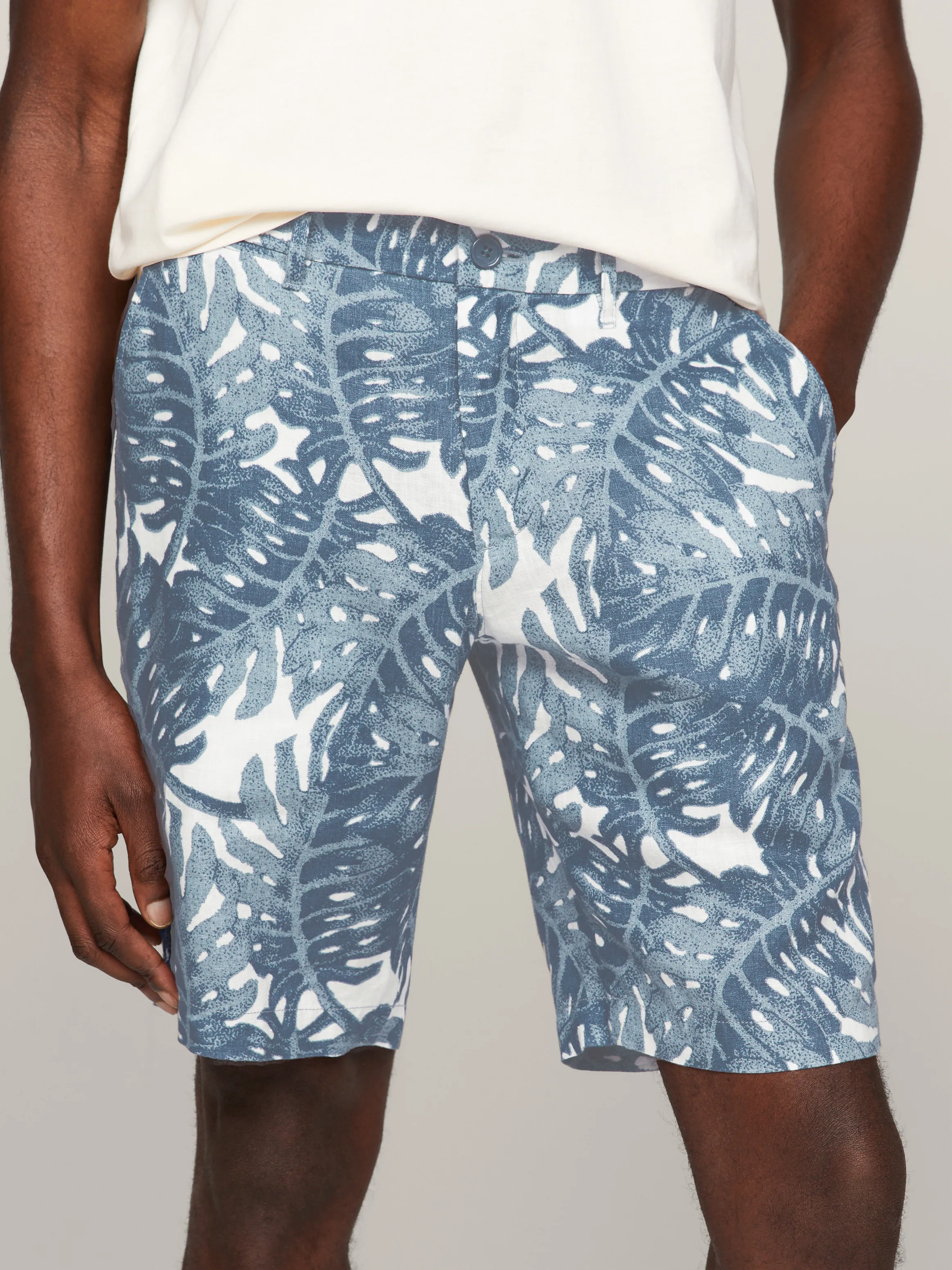 Harlem Tropical Print Skinny Linen Shorts | Shorts | Tommy Hilfiger