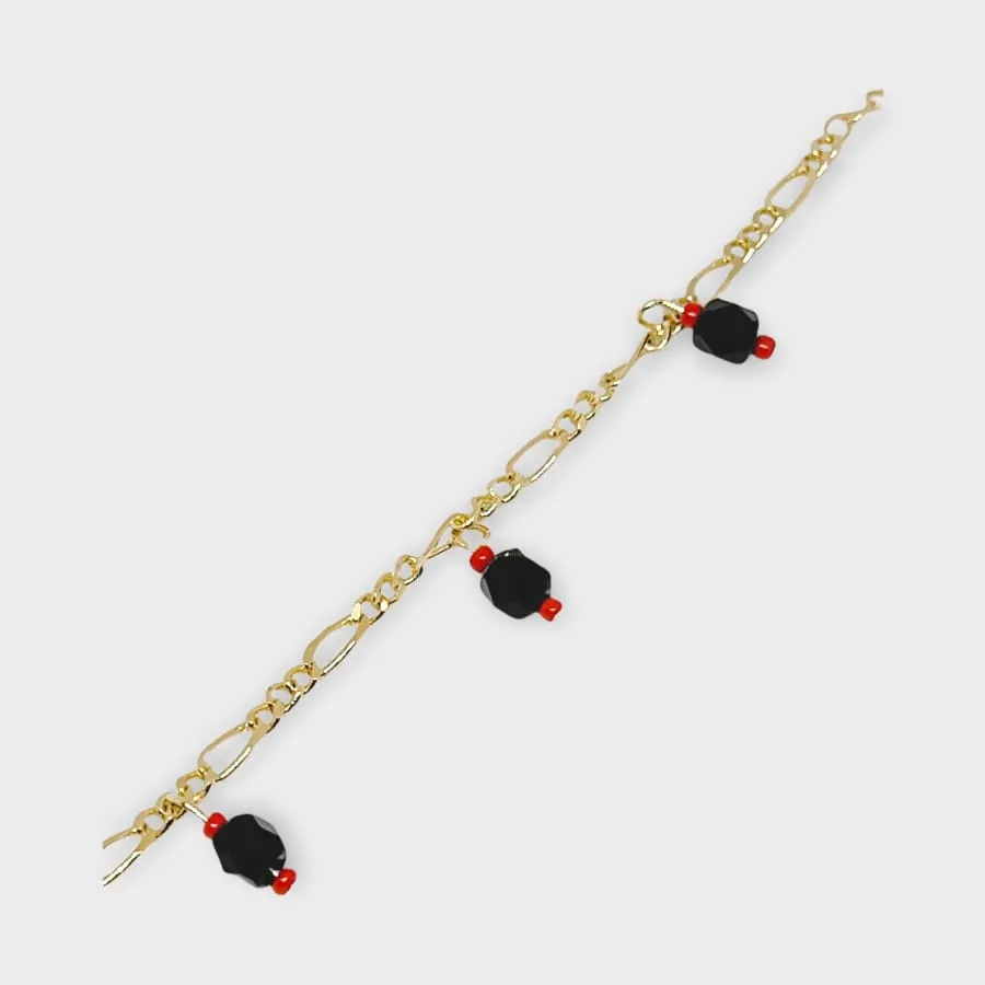 Lucky figaro charm red and black beads 18kts of gold plated bracelet