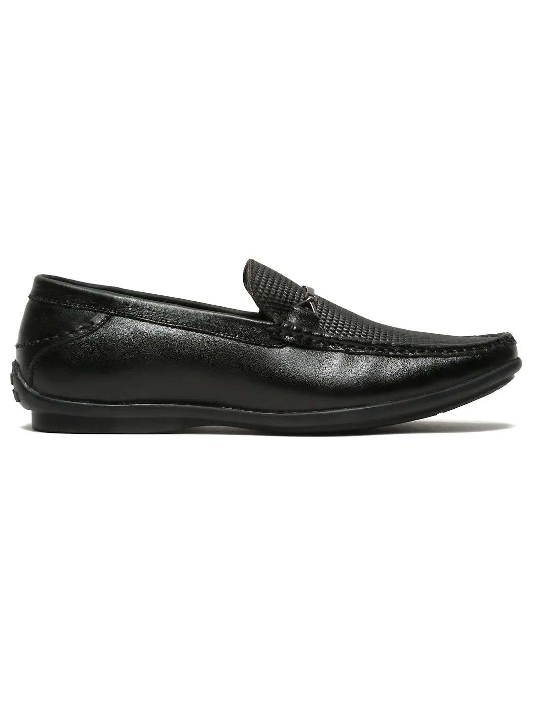 Men Black Leather Textured Loafers