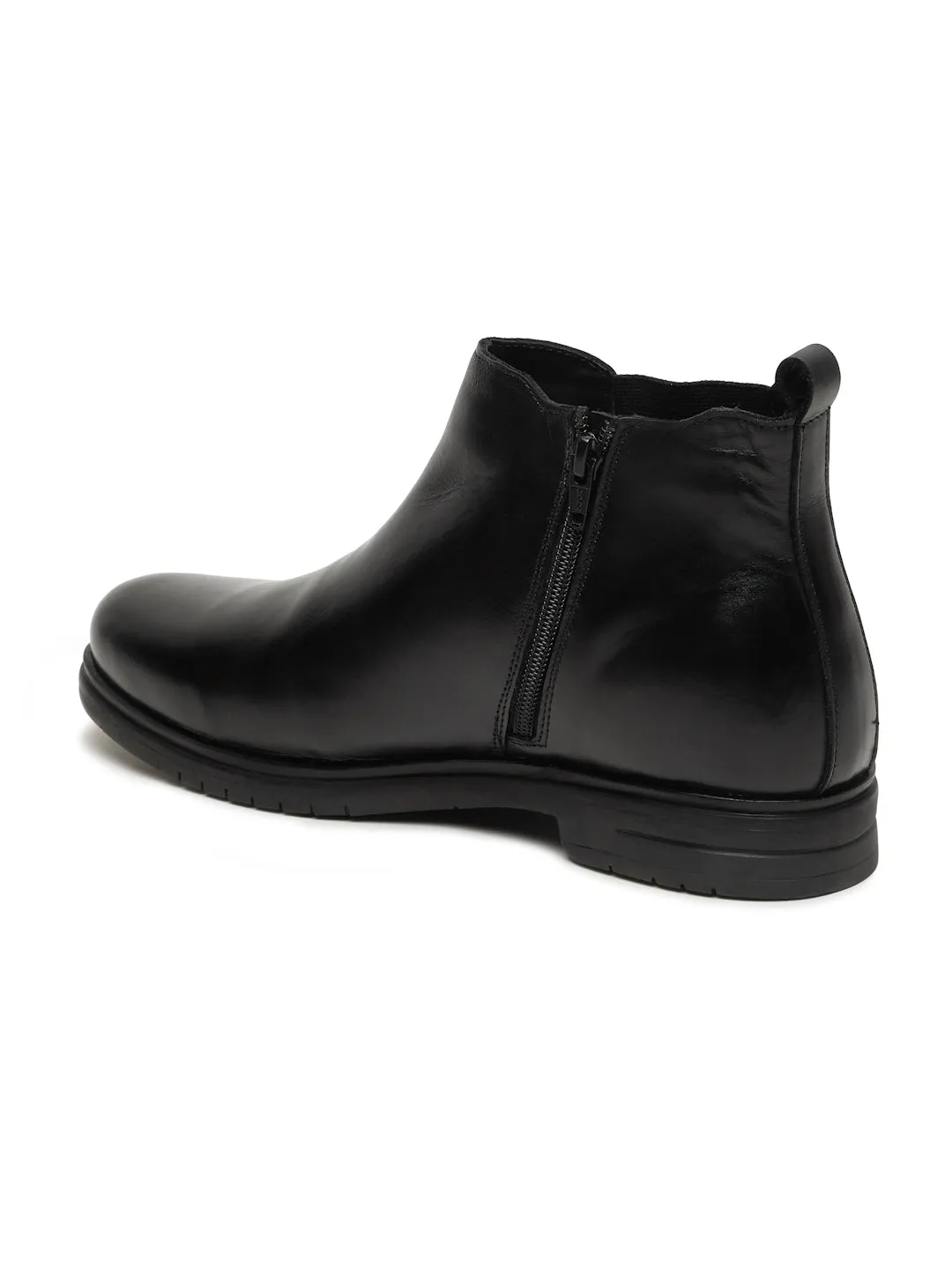 Men's Black Solid Leather Chelsea boots