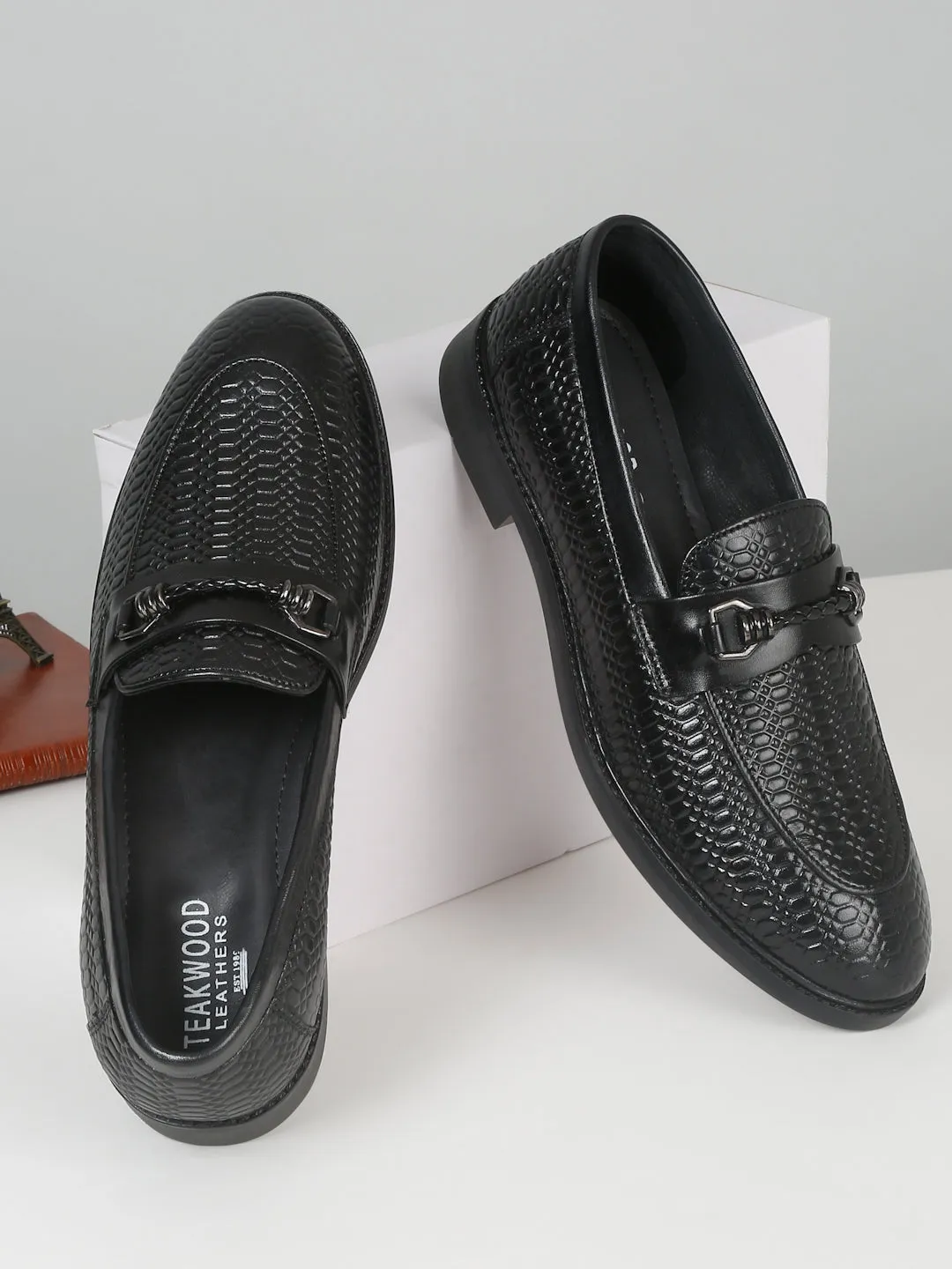 Men's Black Texture Patterned Leather Loafers