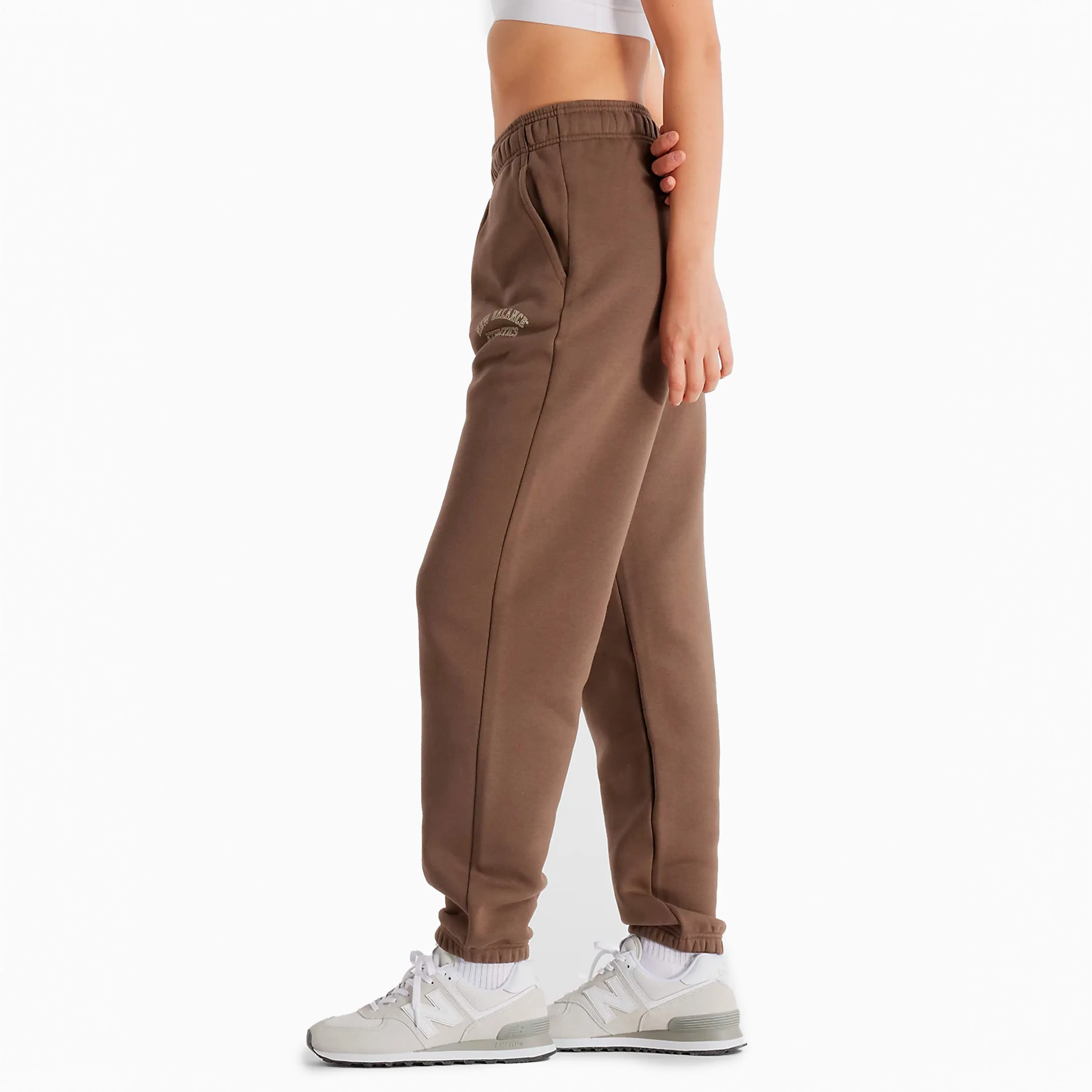 NEW BALANCE SEASONAL W' GRAPHIC SWEATPANT BROWN - WP43500