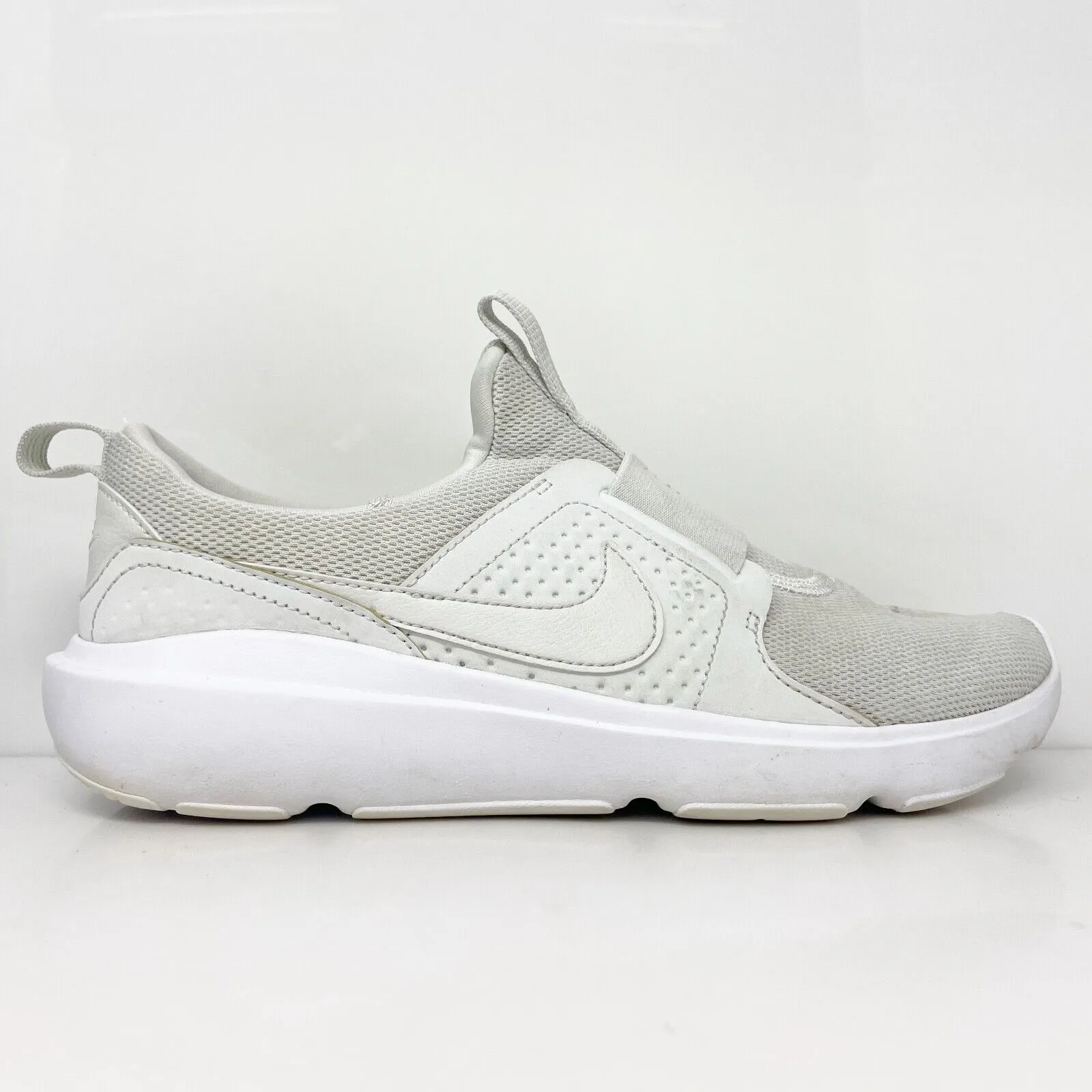 Nike Womens AD Comfort DJ1001-001 White Running Shoes Sneakers Size 9.5