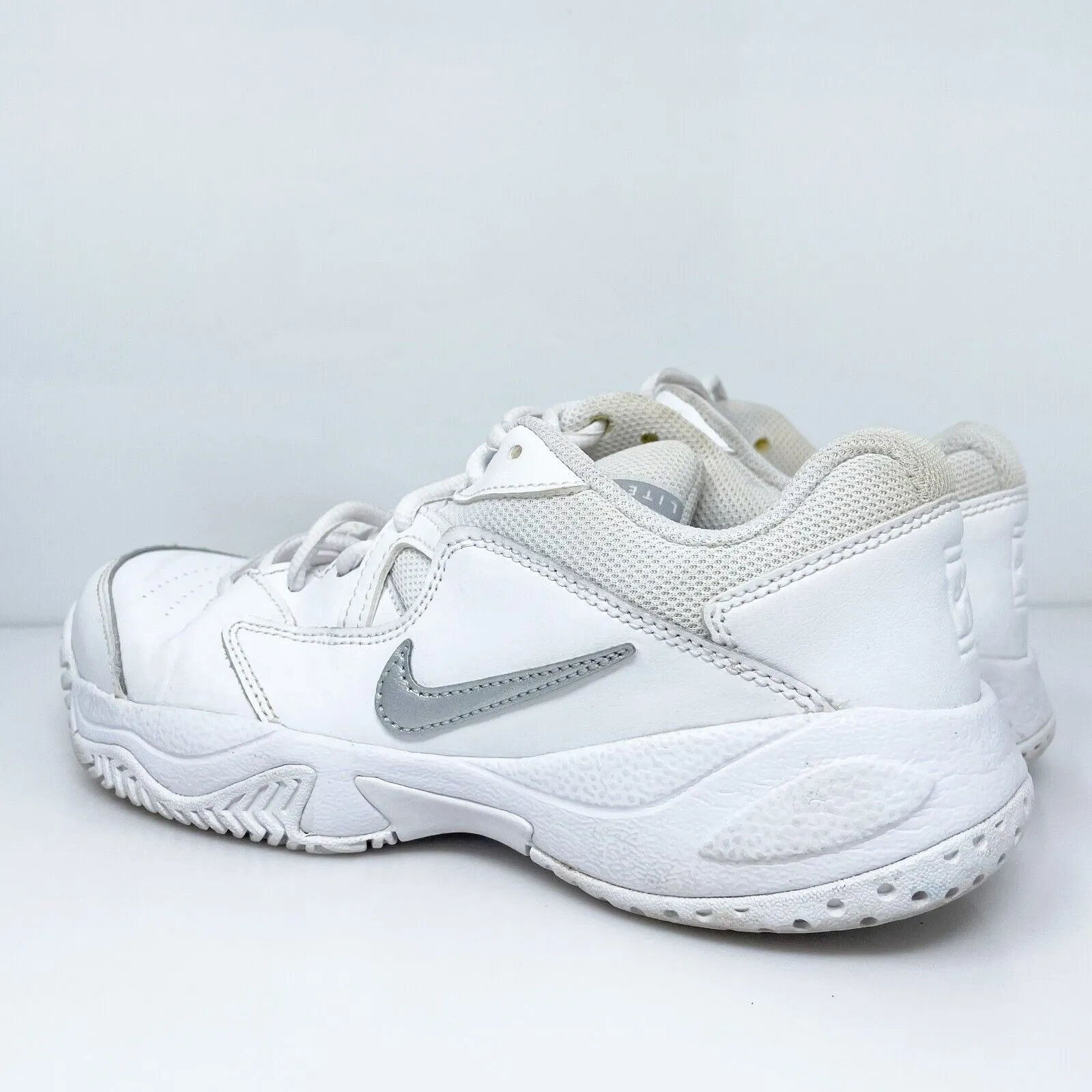 Nike Womens Court Lite 2 AR8838-101 White Running Shoes Sneakers Size 6.5