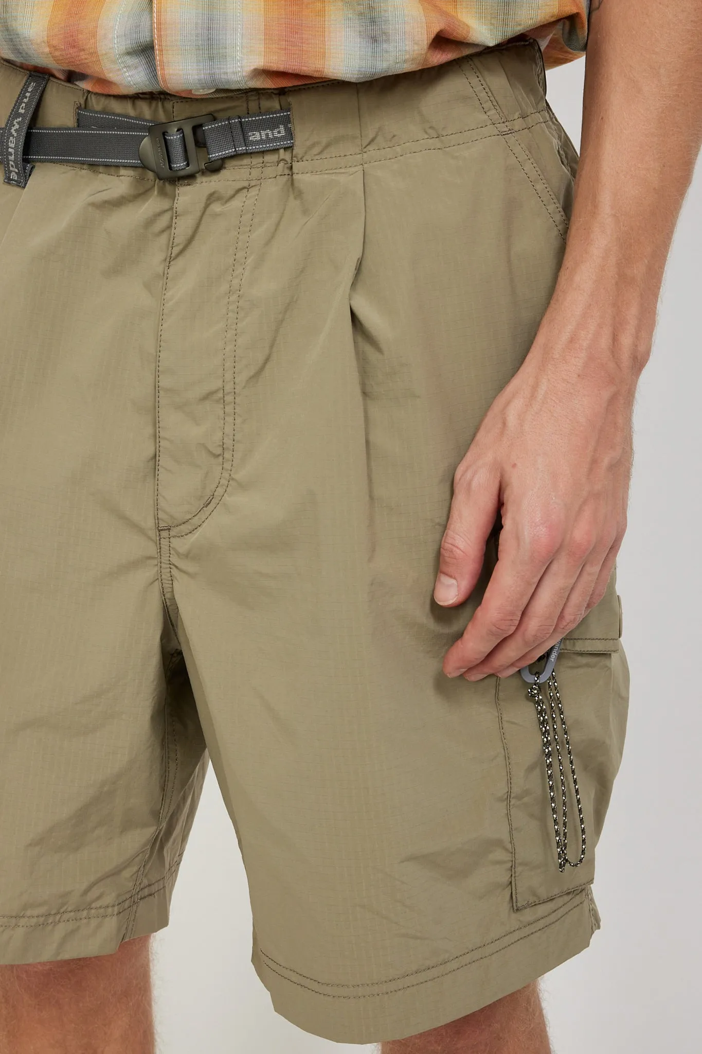 Oversized Cargo Short Pants Light Beige