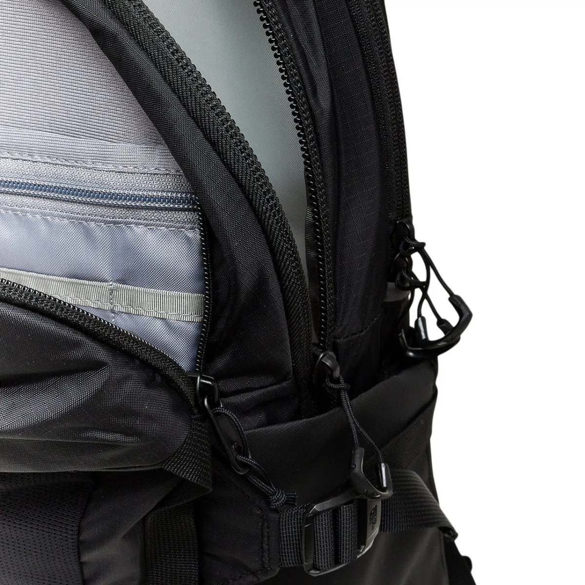 The North Face Recon Backpack (Black)